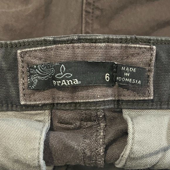 PRANA Shorts Size 6 Two Tone Gray 97% Cotton Some Stretch Front Pockets - Picture 6 of 14